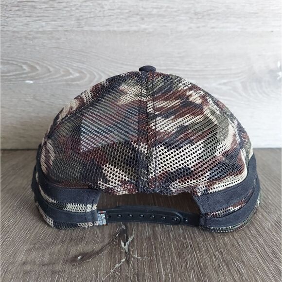 American Fighter by Affliction Fisher Hat Black/Camouflage OS - Picture 4 of 8